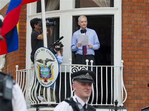 when did julian assange enter the embassy